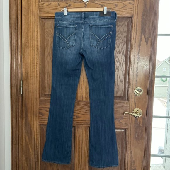 William Rast Womens Bootcut Jeans - Size 31 - Inseam 33.5. - Picture 2 of 12